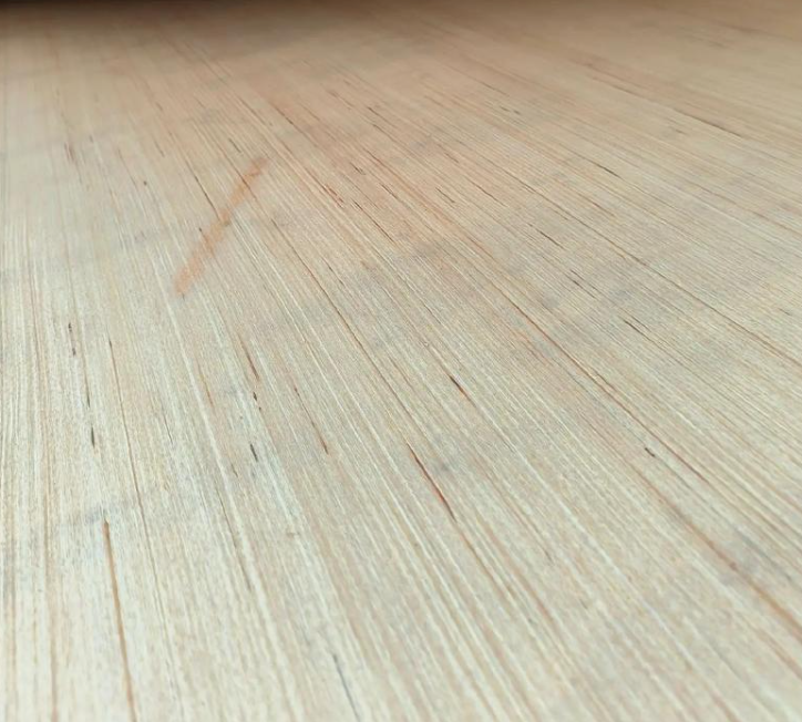 Plywood di 8mm di empaketahe